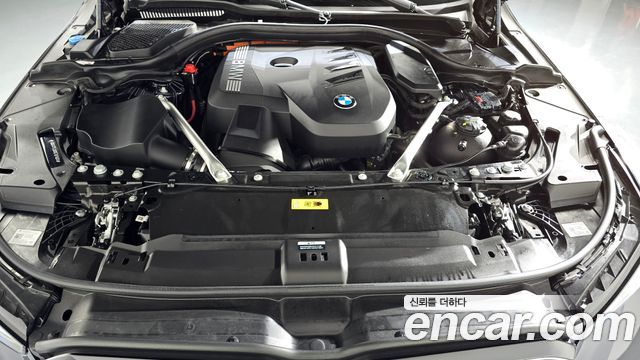 BMW 5 Series (G60) 530e M Sport Pro 2024 — фото 6