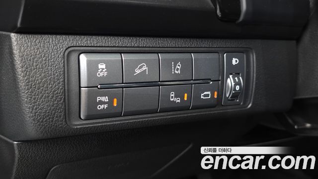 KG Mobility (SsangYong) Rexton Sports Khan Diesel 2.2 4WD Noblesse (5-Link) 2021 — фото 18