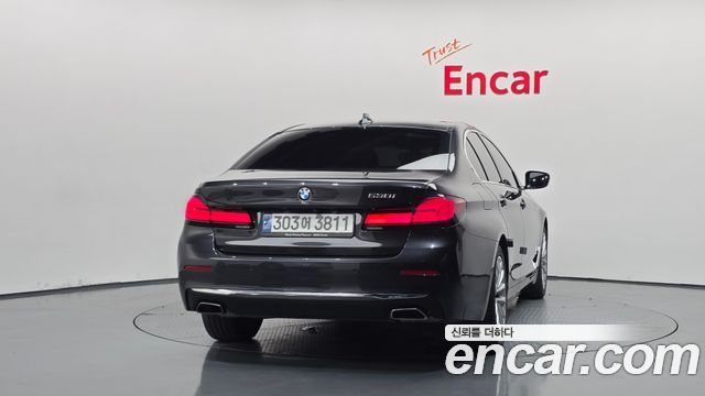 BMW 5 Series (G30) 530i Luxury 2022 — фото 4
