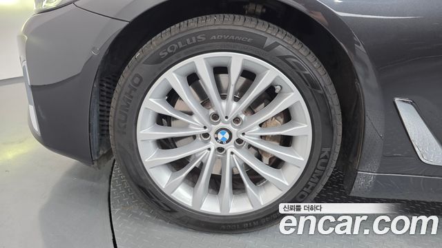 BMW 5 Series (G30) 530i Luxury 2022 — фото 5