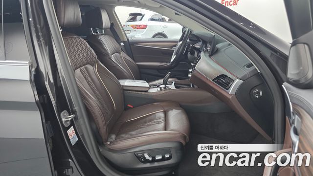 BMW 5 Series (G30) 530i Luxury 2022 — фото 11