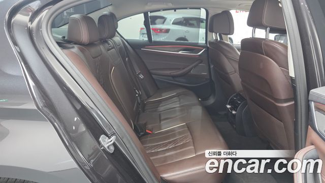 BMW 5 Series (G30) 530i Luxury 2022 — фото 12