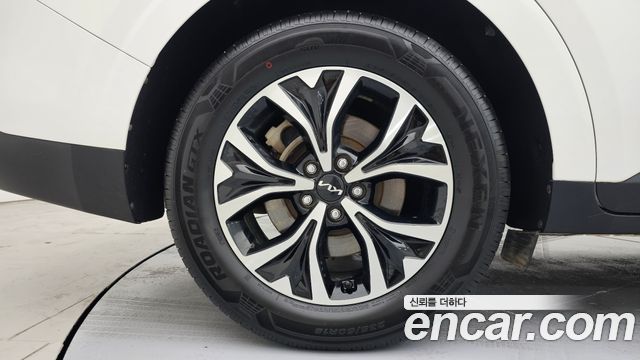 Kia Carnival (IV) Diesel 9-Seater Prestige 2023 — фото 5