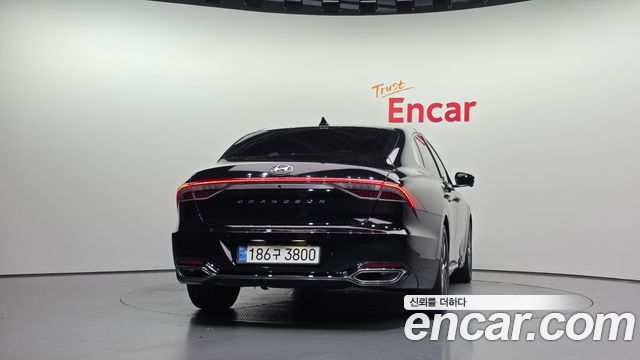 Hyundai Grandeur (IG) 3.0 LPi Exclusive 2023 — фото 4