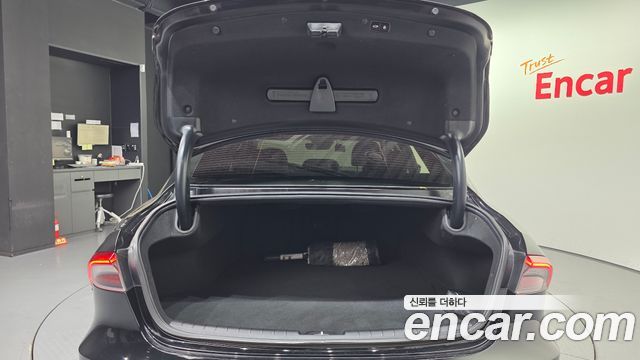 Hyundai Grandeur (IG) 3.0 LPi Exclusive 2023 — фото 17