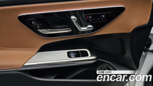 Mercedes-Benz CLE-Class (C236) CLE200 Coupe 2025 — фото 19