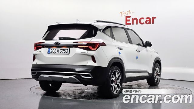 Kia Seltos Gasoline 1.6 Turbo 2WD Signature 2022 — фото 2