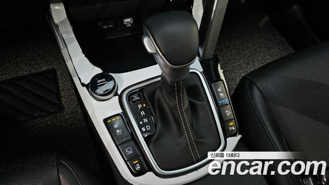 Kia Seltos Gasoline 1.6 Turbo 2WD Signature 2022 — фото 9