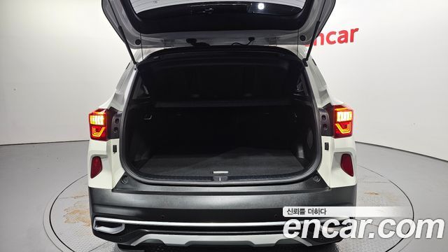 Kia Seltos Gasoline 1.6 Turbo 2WD Signature 2022 — фото 18