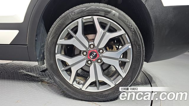 Kia Seltos Gasoline 1.6 Turbo 2WD Signature 2022 — фото 21