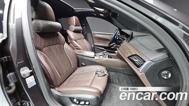 BMW 5 Series (G30) 520d xDrive M Sport Package Plus 2019 — фото 10