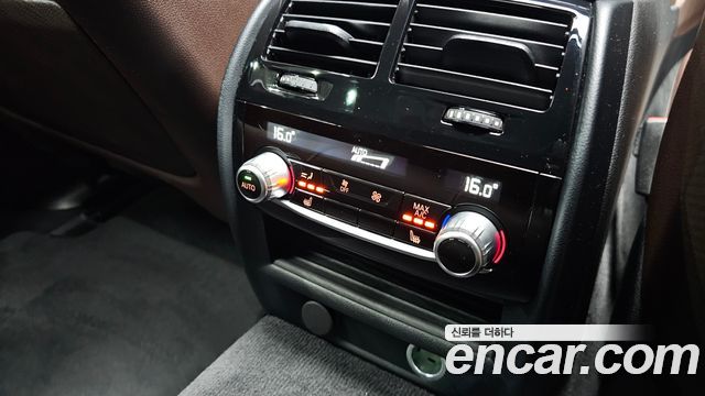 BMW 5 Series (G30) 520d xDrive M Sport Package Plus 2019 — фото 18