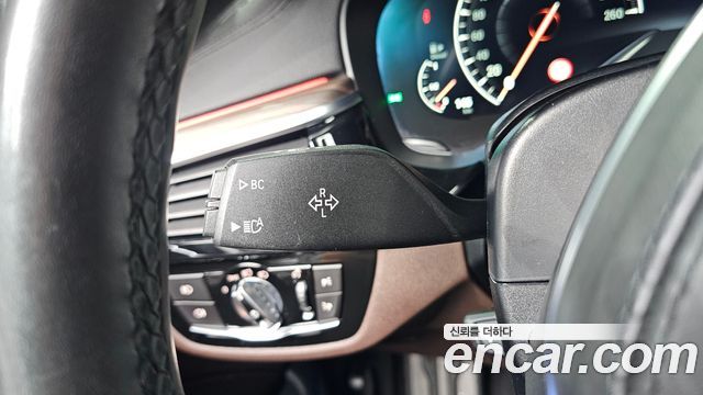 BMW 5 Series (G30) 520d xDrive M Sport Package Plus 2019 — фото 30