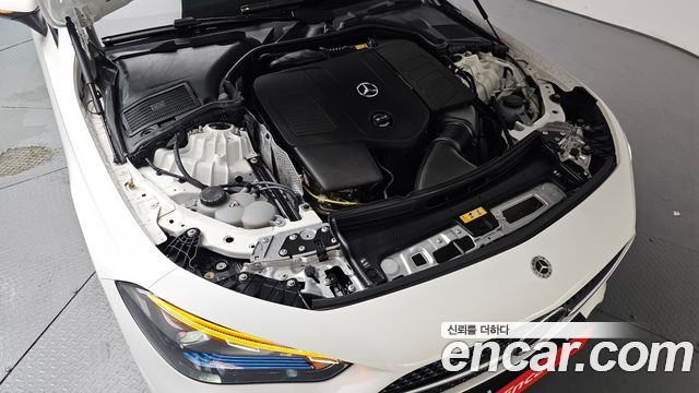 Mercedes-Benz CLE-Class (C236) CLE200 Cabriolet 2025 — фото 6