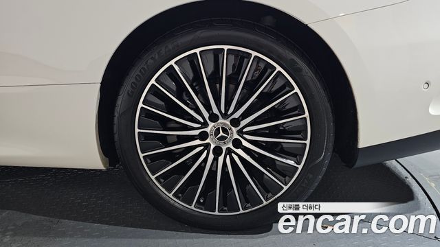 Mercedes-Benz CLE-Class (C236) CLE200 Cabriolet 2025 — фото 21
