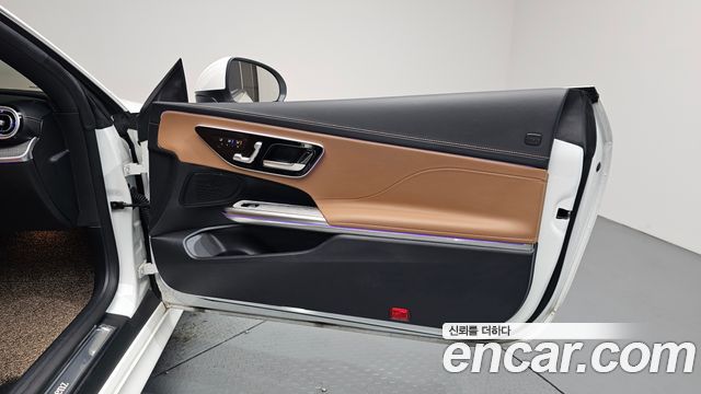 Mercedes-Benz CLE-Class (C236) CLE200 Cabriolet 2025 — фото 25