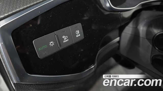 Audi Q3 (F3) 40 TFSI Quattro Premium Sport Back 2024 — фото 16