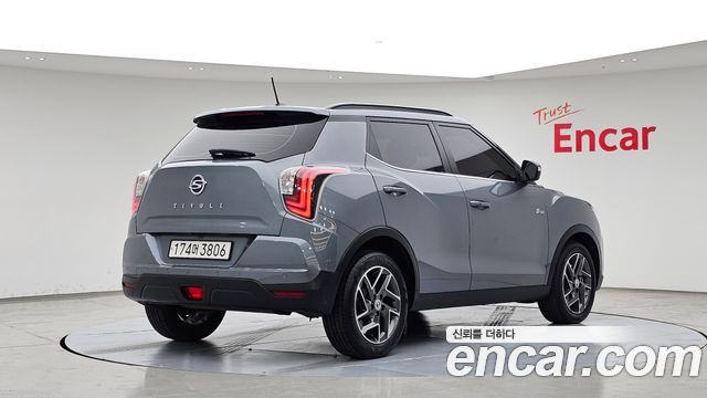 KG Mobility (SsangYong) Very New Tivoli Gasoline 1.5 2WD V3 2022 — фото 2