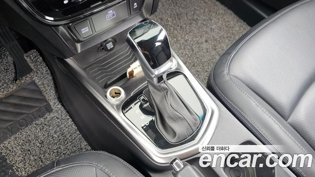 KG Mobility (SsangYong) Very New Tivoli Gasoline 1.5 2WD V3 2022 — фото 9