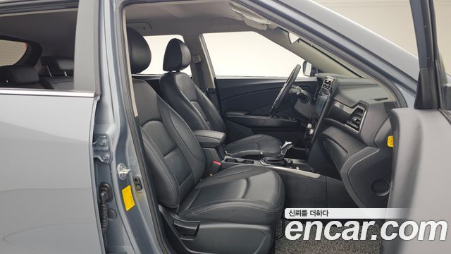 KG Mobility (SsangYong) Very New Tivoli Gasoline 1.5 2WD V3 2022 — фото 12