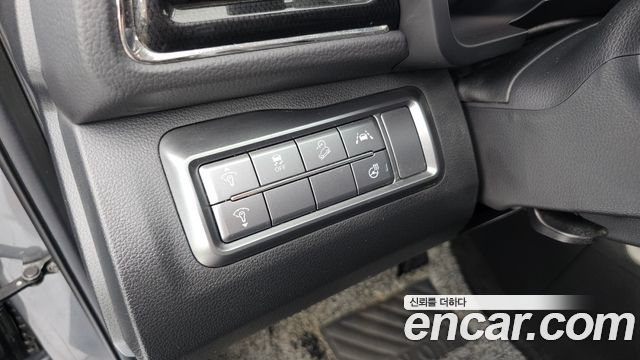 KG Mobility (SsangYong) Very New Tivoli Gasoline 1.5 2WD V3 2022 — фото 18