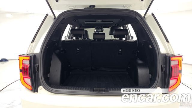 KG Mobility (SsangYong) Torres Gasoline 1.5 2WD T5 2023 — фото 20