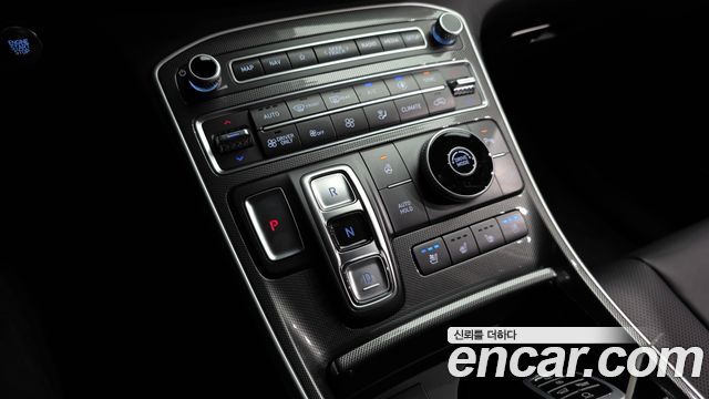 Hyundai Santa Fe HEV 1.6 2WD Prestige Choice 2023 — фото 9
