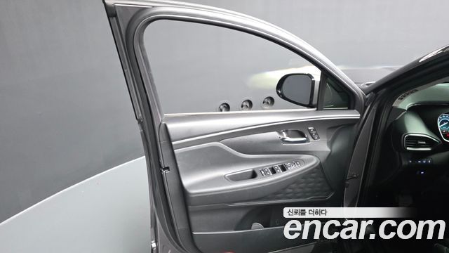 Hyundai Santa Fe HEV 1.6 2WD Prestige Choice 2023 — фото 24
