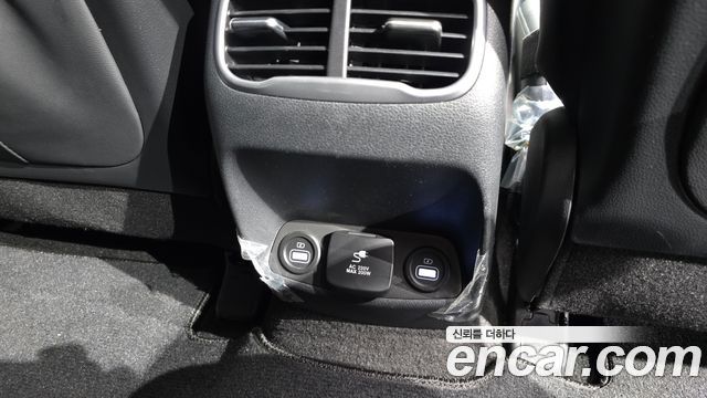 Hyundai Santa Fe HEV 1.6 2WD Prestige Choice 2023 — фото 34