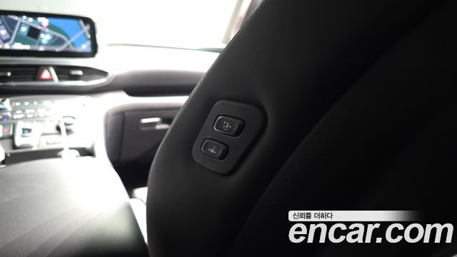 Hyundai Santa Fe HEV 1.6 2WD Prestige Choice 2023 — фото 36