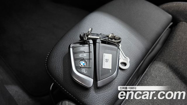 BMW 1 Series (F40) 118d Joy 2021 — фото 18