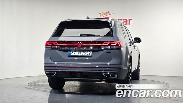 Volkswagen Atlas 2.0 TSI R-LINE 7-Seater 2025 — фото 4