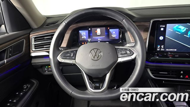 Volkswagen Atlas 2.0 TSI R-LINE 7-Seater 2025 — фото 12