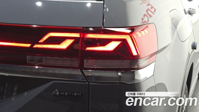 Volkswagen Atlas 2.0 TSI R-LINE 7-Seater 2025 — фото 23