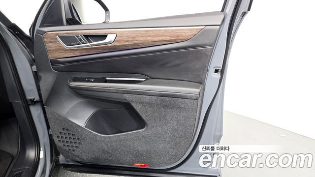 Volkswagen Atlas 2.0 TSI R-LINE 7-Seater 2025 — фото 24