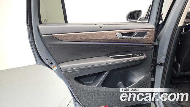 Volkswagen Atlas 2.0 TSI R-LINE 7-Seater 2025 — фото 25