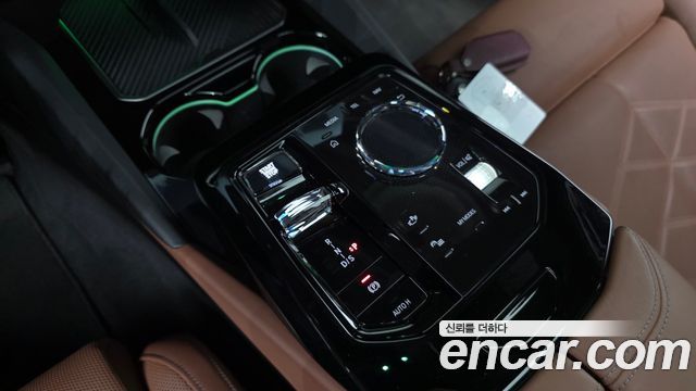 BMW 5 Series (G60) 530i xDrive M Sport 2024 — фото 9