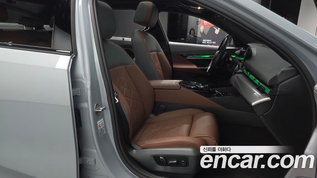 BMW 5 Series (G60) 530i xDrive M Sport 2024 — фото 11