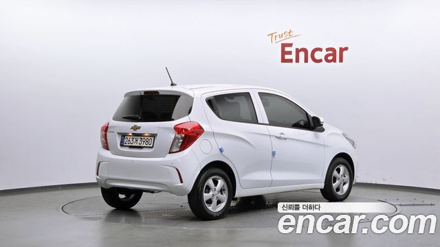 Chevrolet Spark LT 2021 — фото 2