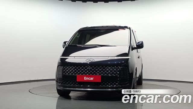 Hyundai Staria 4WD Lounge 9-Seater Inspiration 2022 — фото 3