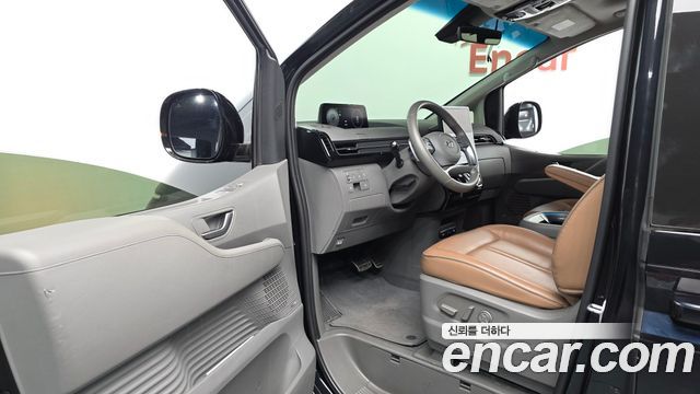 Hyundai Staria 4WD Lounge 9-Seater Inspiration 2022 — фото 10