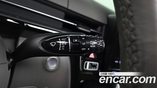 Hyundai Staria 4WD Lounge 9-Seater Inspiration 2022 — фото 27