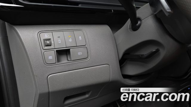 Hyundai Staria 4WD Lounge 9-Seater Inspiration 2022 — фото 31