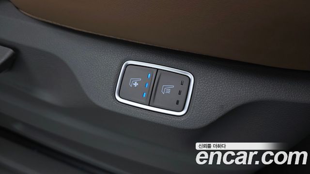 Hyundai Staria 4WD Lounge 9-Seater Inspiration 2022 — фото 35