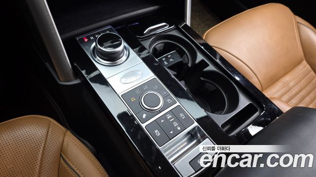 Land Rover Discovery 5 3.0 SD6 HSE Luxury 2019 — фото 9