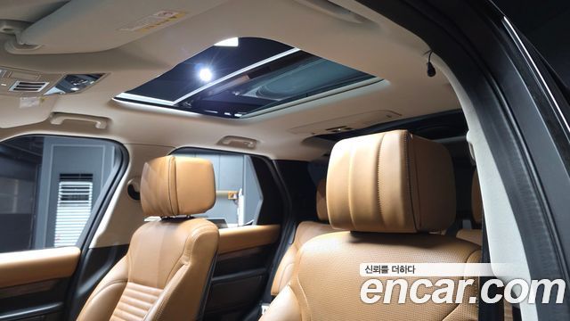 Land Rover Discovery 5 3.0 SD6 HSE Luxury 2019 — фото 18