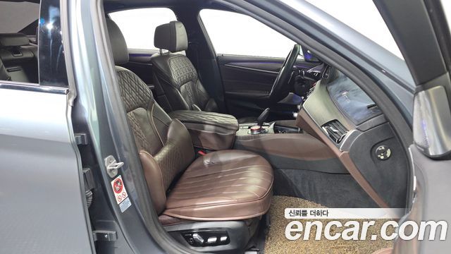 BMW 5 Series (G30) 530i xDrive M Sport Package Plus 2017 — фото 15