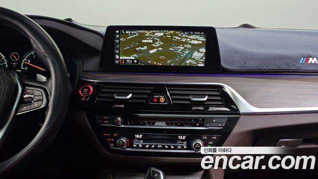 BMW 5 Series (G30) 530i xDrive M Sport Package Plus 2017 — фото 18