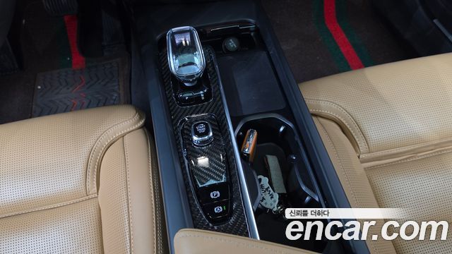 Volvo V60 Cross Country (II) B5 Ultimate AWD 2024 — фото 9