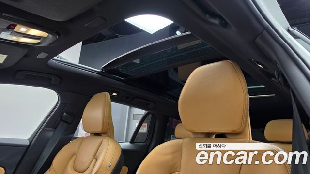 Volvo V60 Cross Country (II) B5 Ultimate AWD 2024 — фото 16